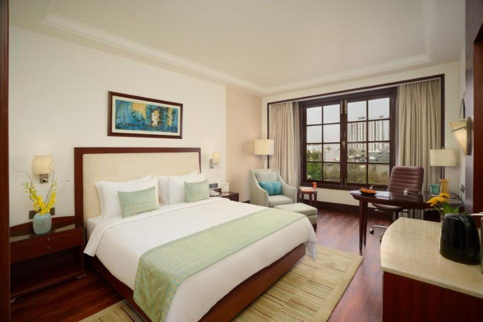 Dlf Club 3 Hotel Gurgaon Ngoại thất bức ảnh