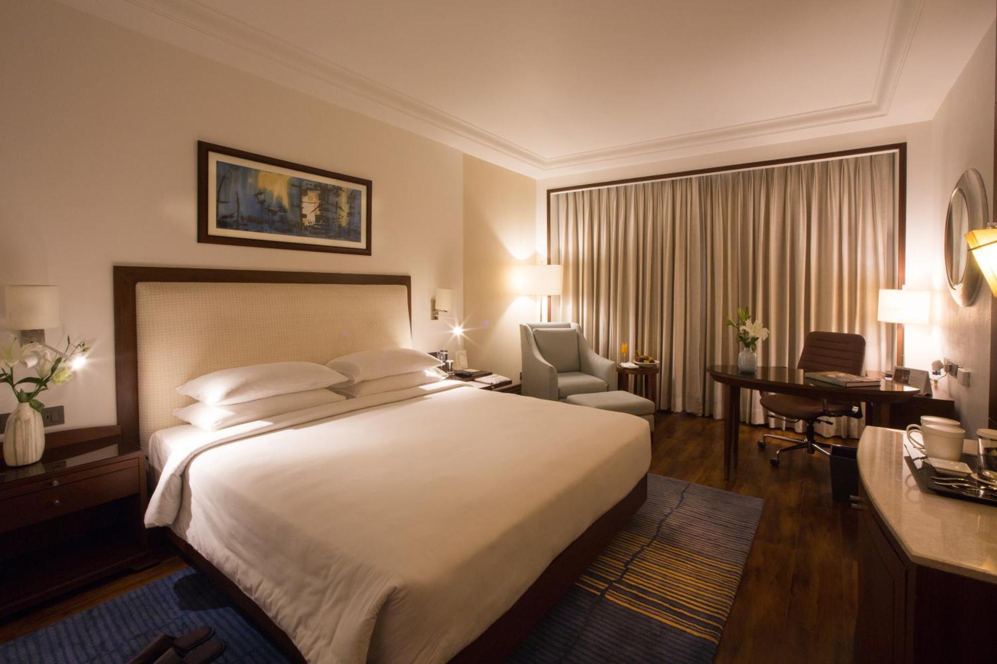 Dlf Club 3 Hotel Gurgaon Ngoại thất bức ảnh